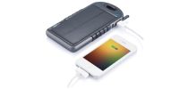Swiss Peak Water Resistant Solar Charger