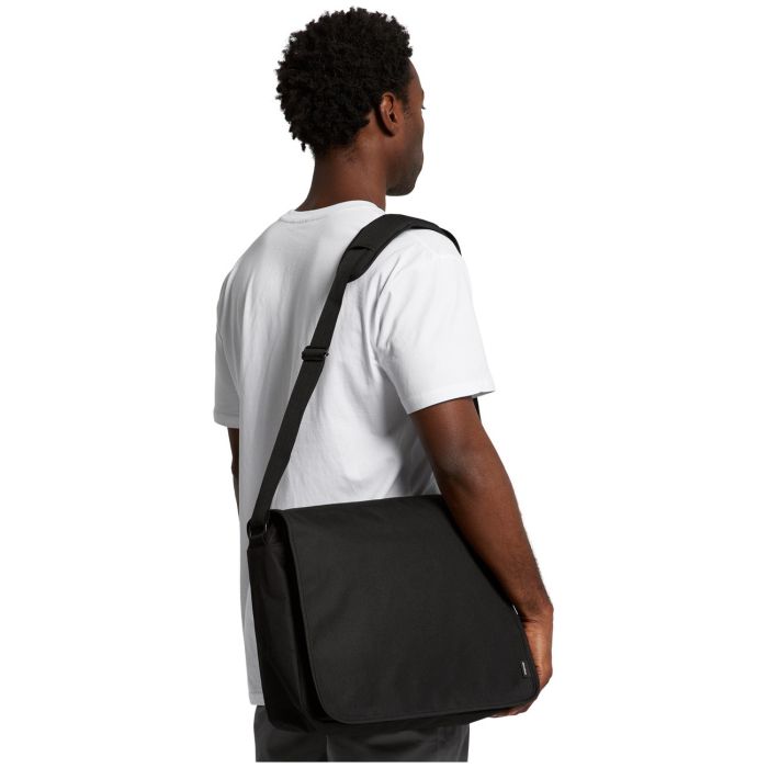1027_RECYCLED_MESSENGER_BAG_FRONT__17458.1663298992.1280.1280.jpg