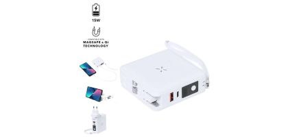 Joks Multifunctional Travel Adapter