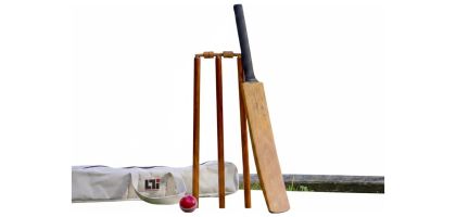 Howzat 8 Pce Backyard Cricket Set