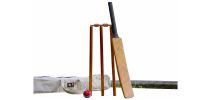 Howzat 8 Pce Backyard Cricket Set