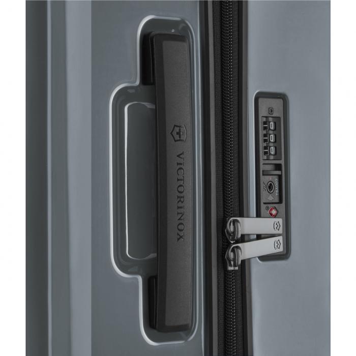 Airox Medium Hardside Travel Case