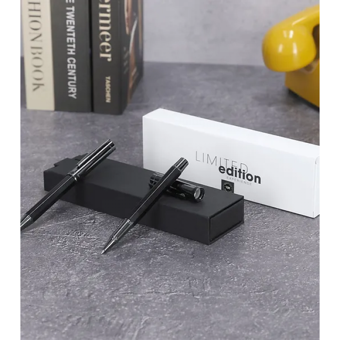 Licken Limited Edition Set