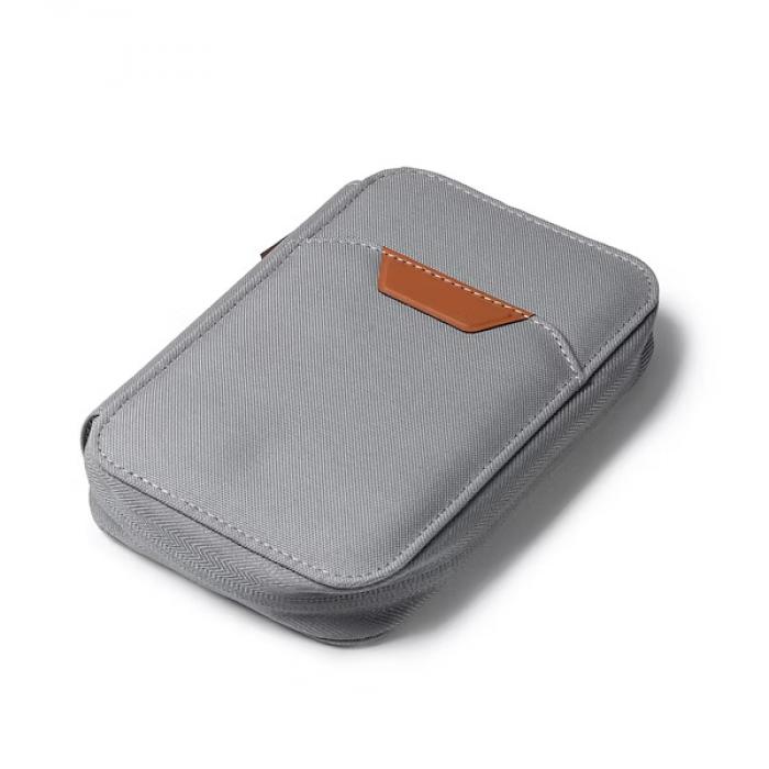 Tipler Travel Wallet