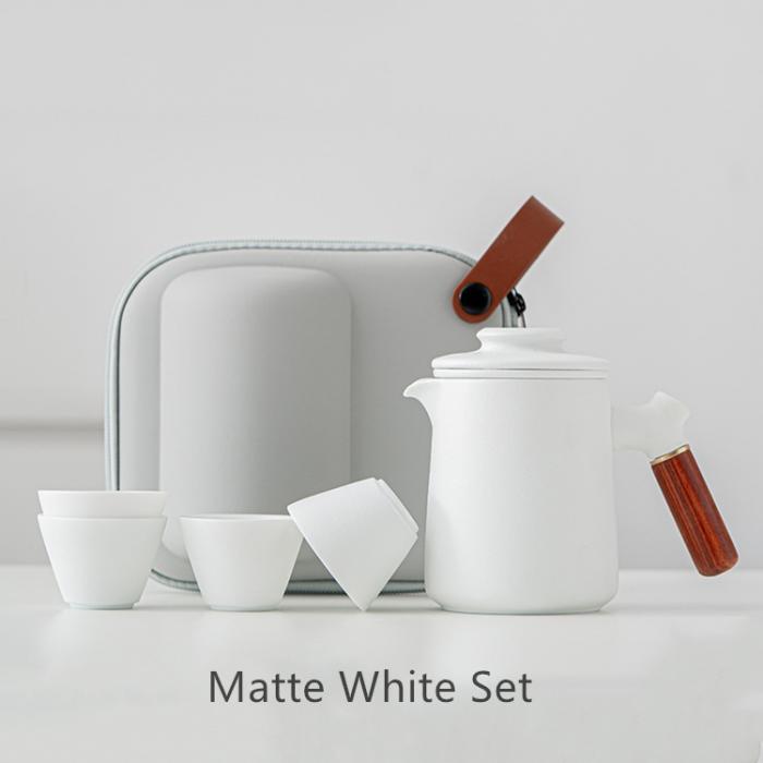 Teapot With Cups And Travel Bag