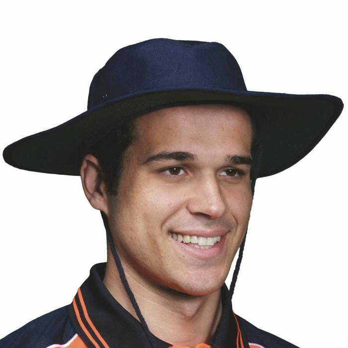 Canvas Hat With Toggle
