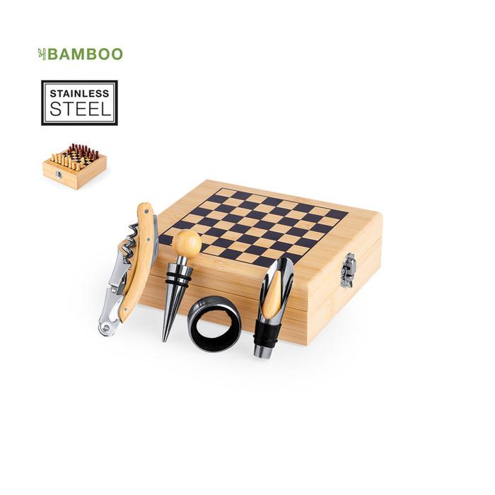 Paluk Wine Set with Chess Combination