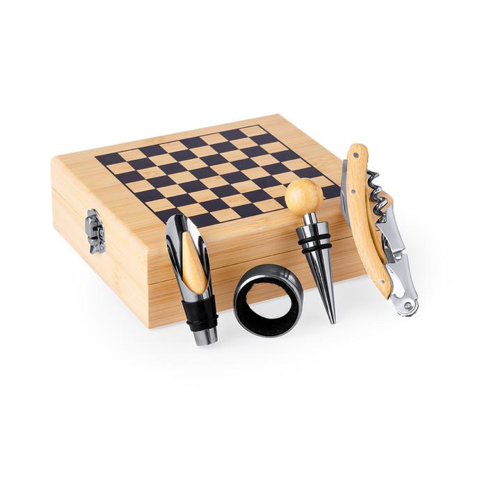 Paluk Wine Set with Chess Combination