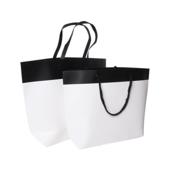 Medium Black&White Boutique Paper Bag(370 x 280 x 100mm)