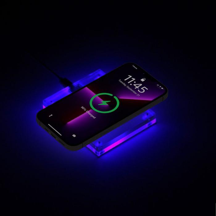Harper 15 Watt Acrylic Wireless Charger